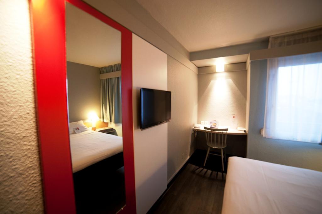 Ibis Agen Centre Gare Hotel Ngoại thất bức ảnh